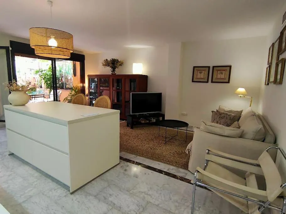 Acogedor Y Luminoso Apartamento Cerca De La Playa Marbella